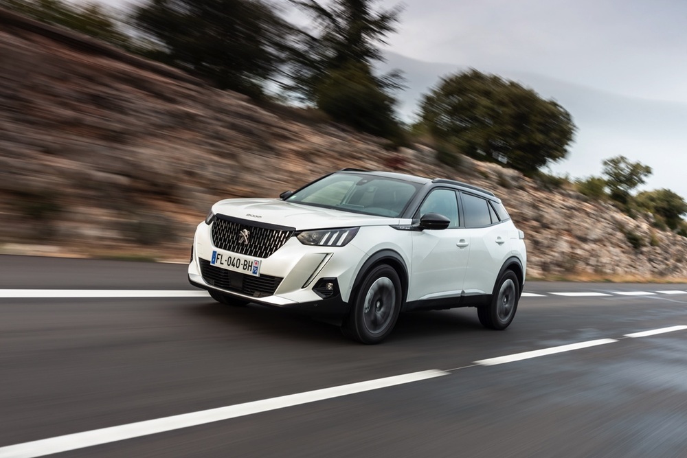 PEUGEOT 2008 PureTech 100 Active Pack S/S Cross