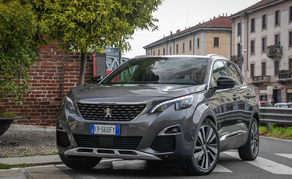 PEUGEOT 2008 PureTech 100 Active Pack S/S Cross